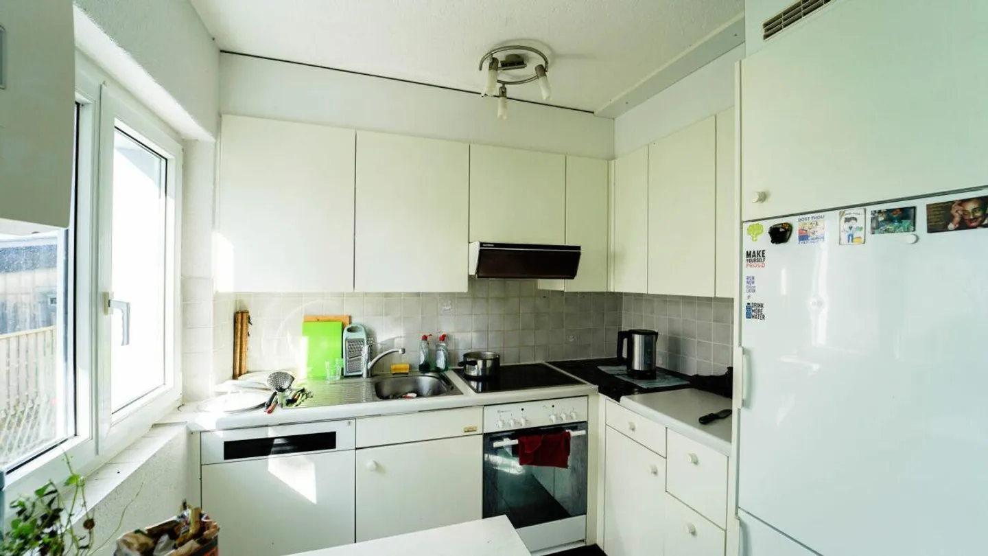 Multi-family house with 11 units in a central location - Photo 12 of 14