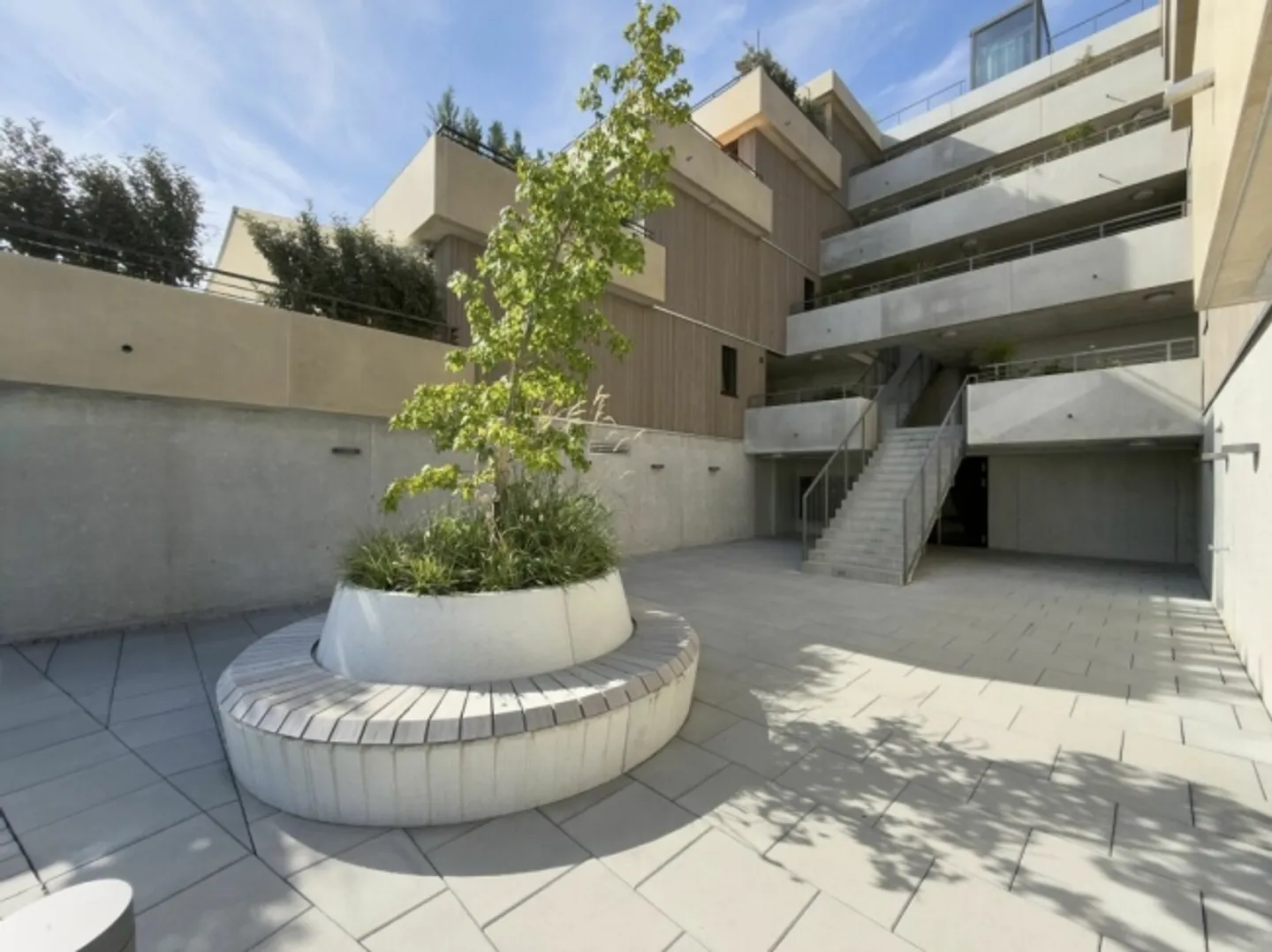 «LICHTDURCHFLUTETE TERRASSENWOHNUNG» - Foto 2 von 10