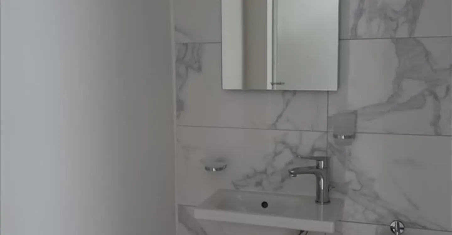 Tramelan - Fully renovated 3.5 room apartment (1st month free) - Photo 4 of 7