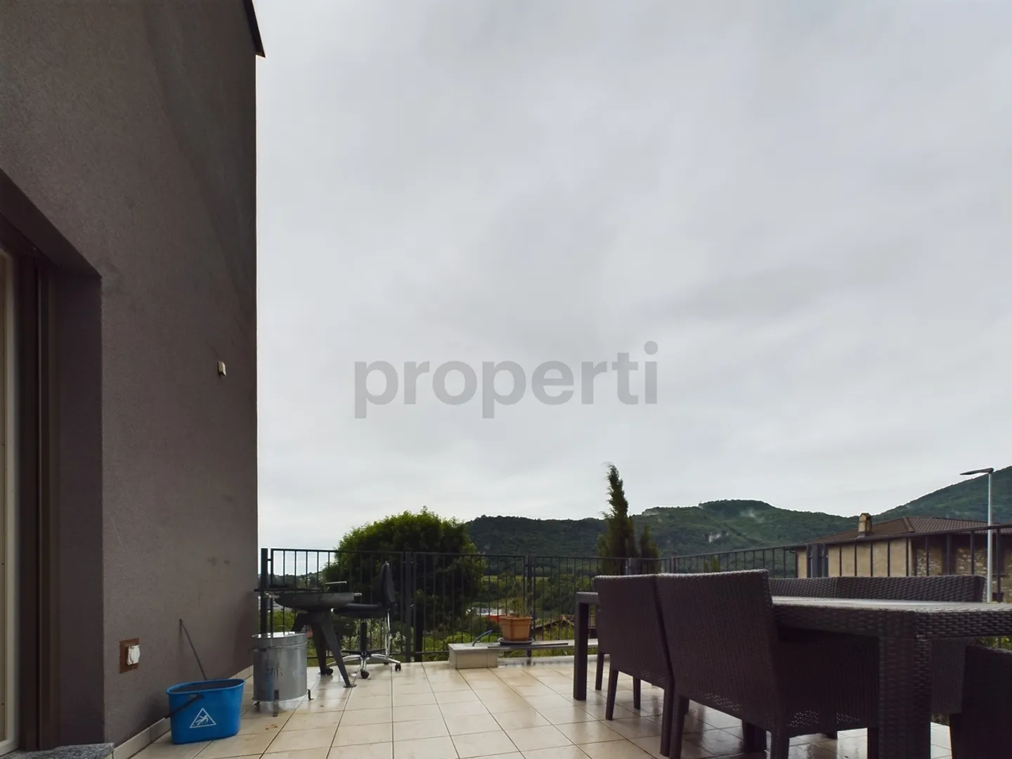 Moderna villa indipendente di 4,5 locali a Mendrisio - Foto 8 di 9