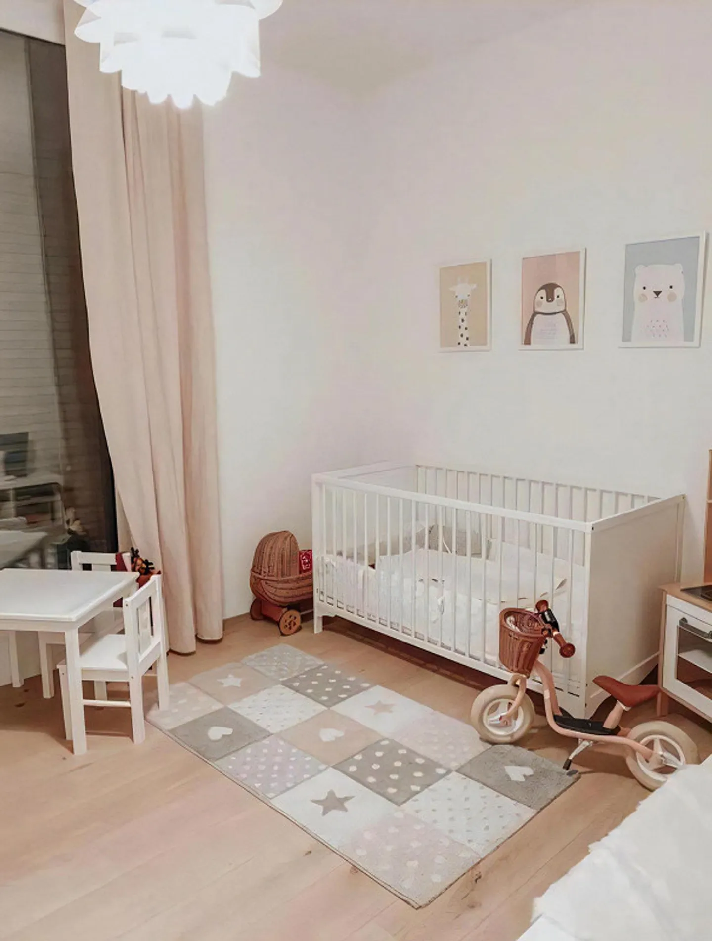 Appartement de rez-de-chaussée unique avec terrasse spacieuse - Photo 6 sur 11