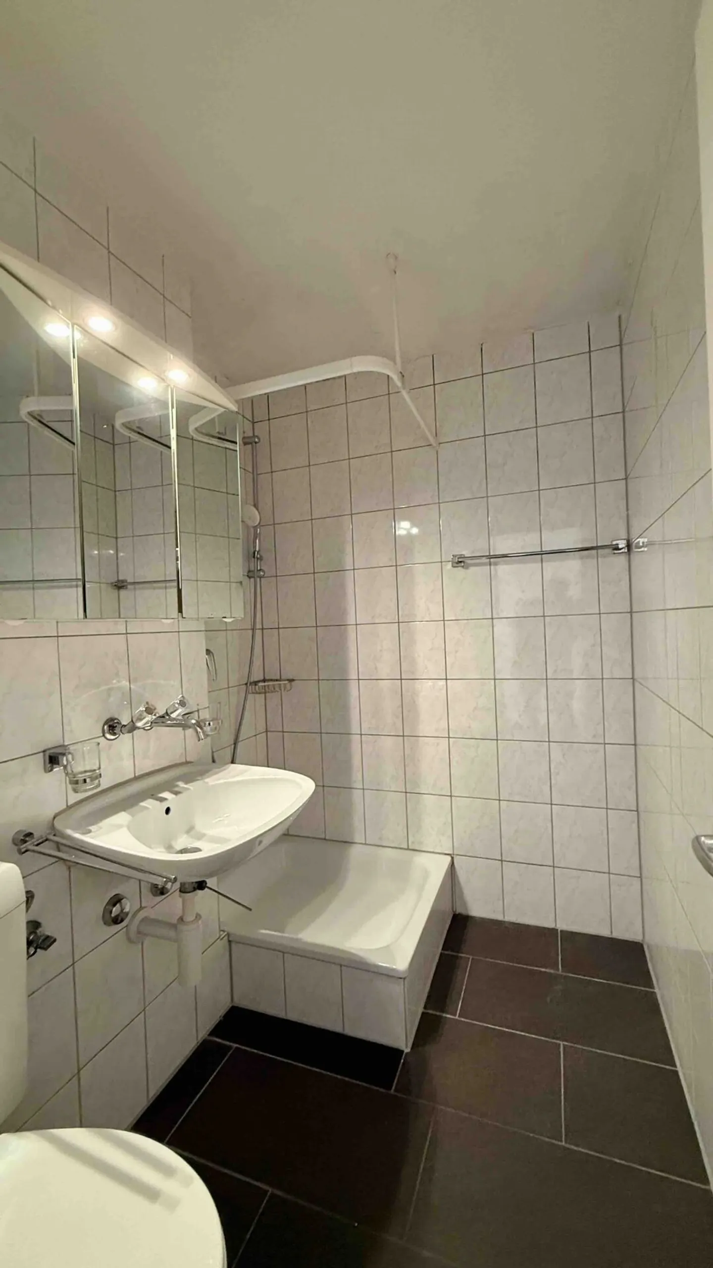 2-room apartment - Photo 6 of 6