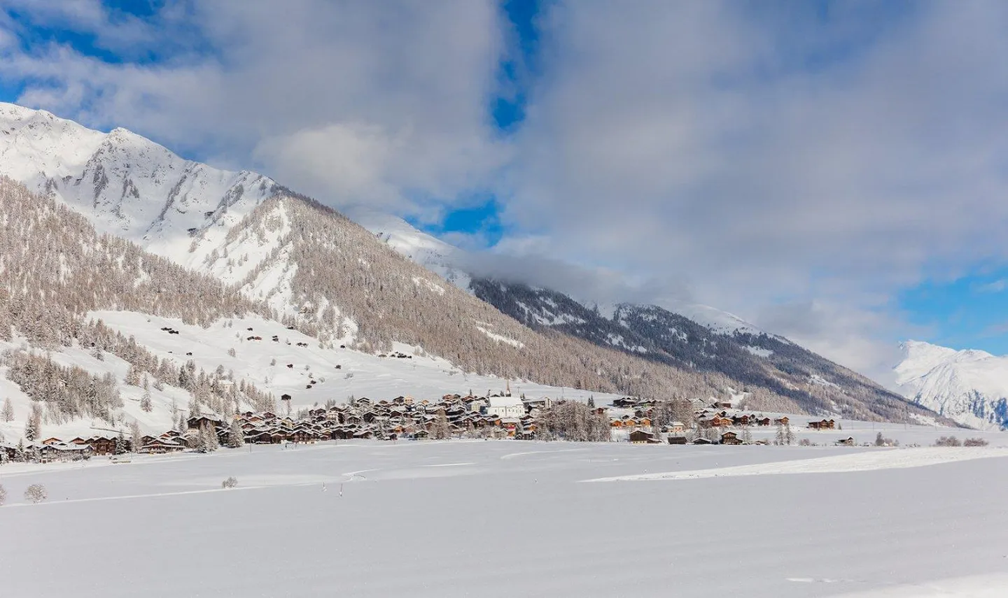 Rustic and spacious apartment in Goms - Photo 1 of 13