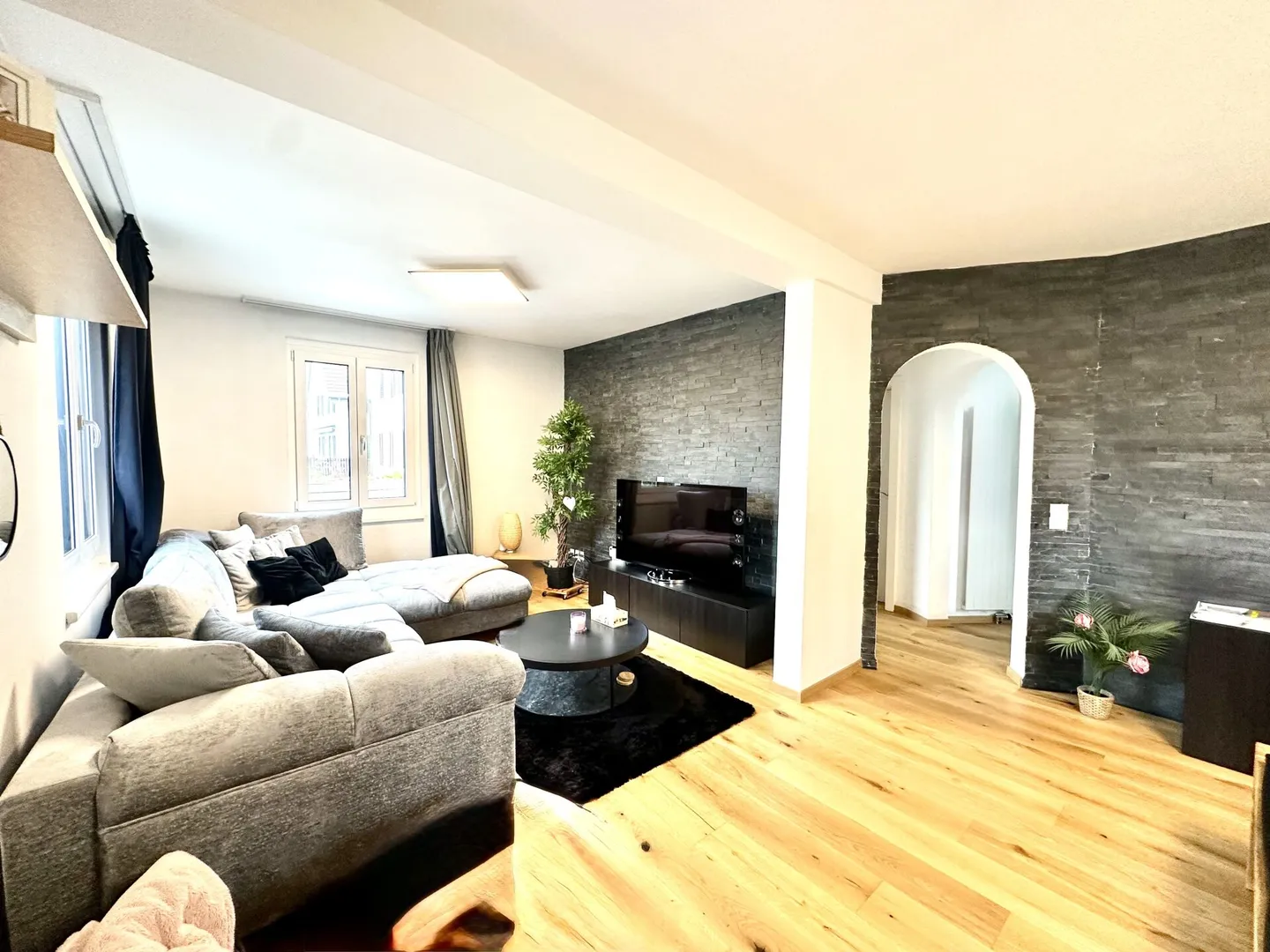 Detached Single-Family House in Wohlen AG - Photo 3 of 28