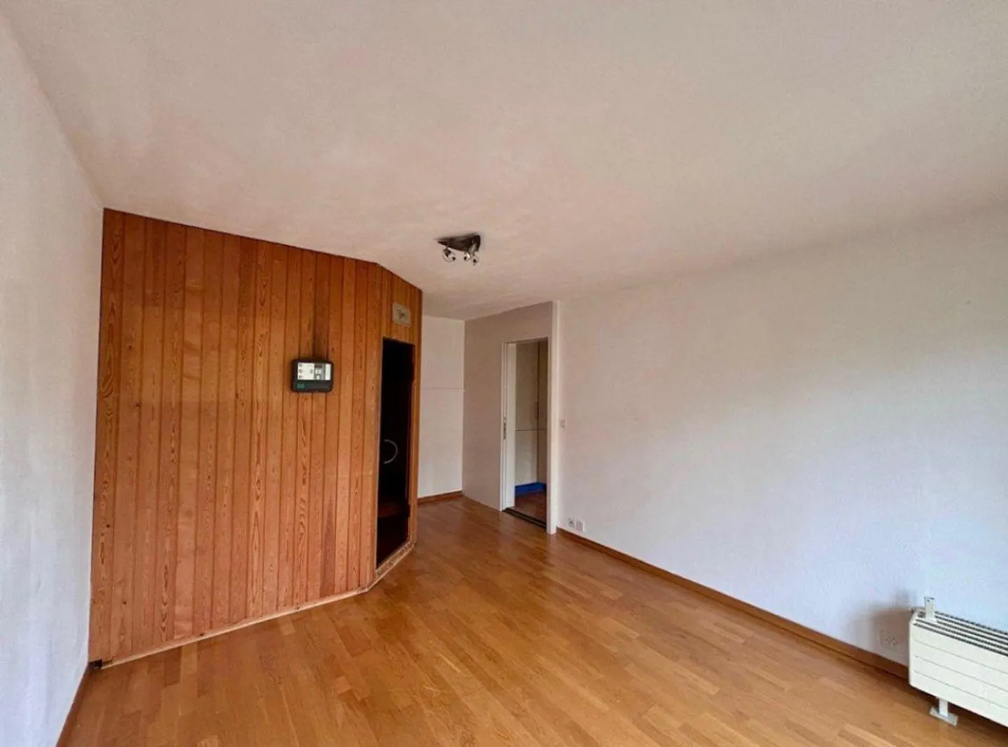 2.5 Room Apartment in Küssnacht am Rigi for Rent from 01.08.2026 - Photo 5 of 8