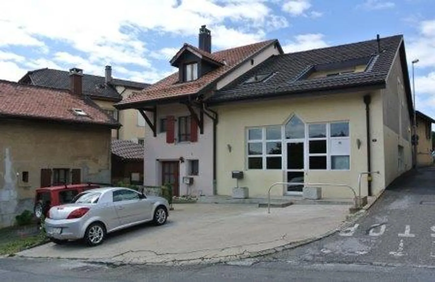 Casa a schiera di 4 camere tipo loft - Foto 1 di 5