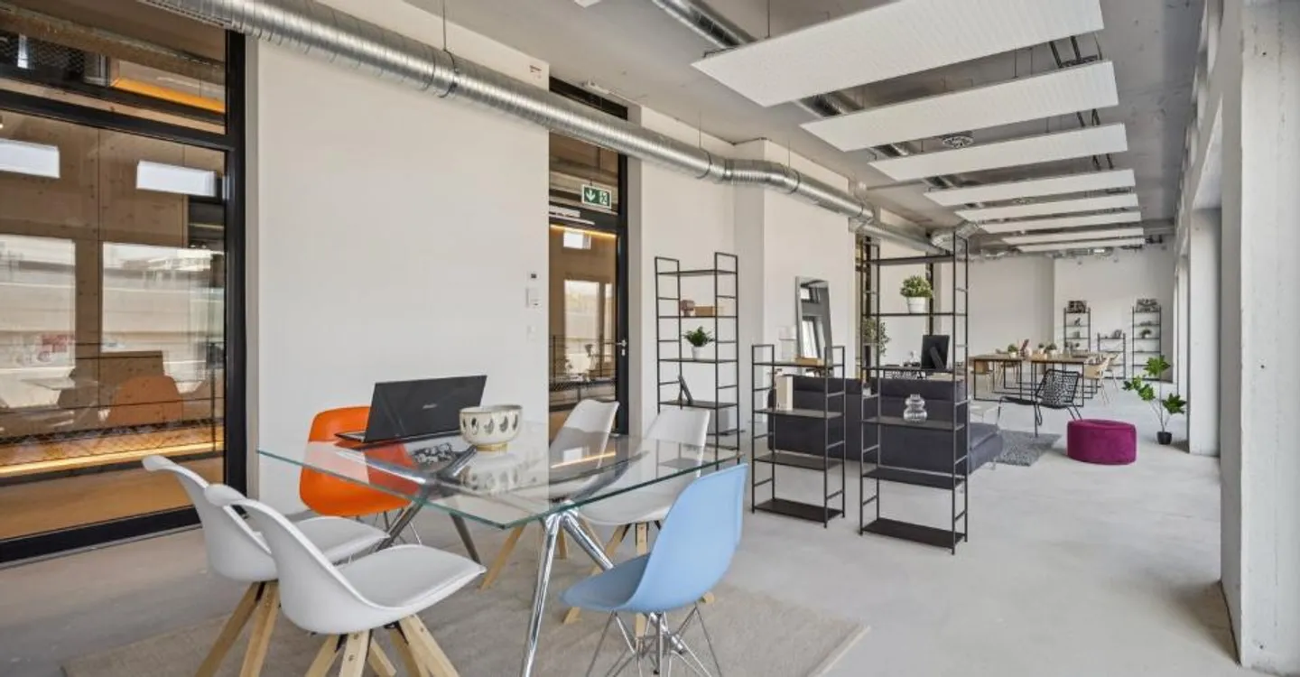 An ideal address for your premises! - Photo 4 of 5