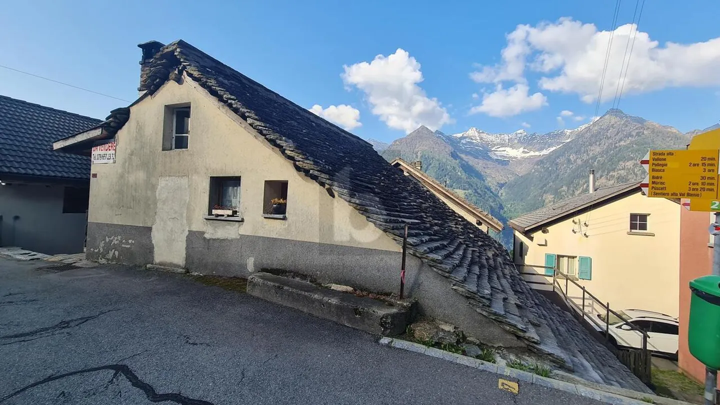 Geräumiges Familienhaus in ruhiger Lage - Foto 5 von 6