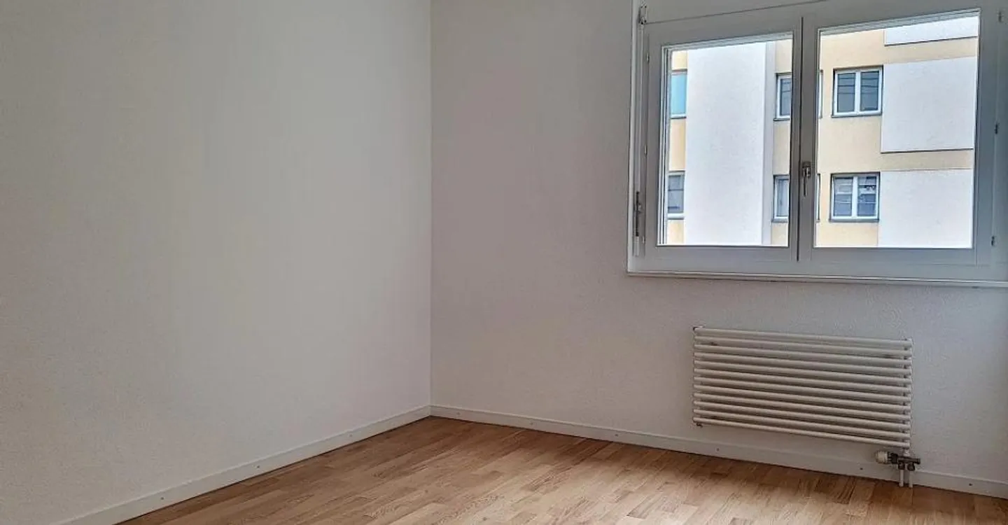 Renoviertes Appartement in Sion - Foto 7 von 8