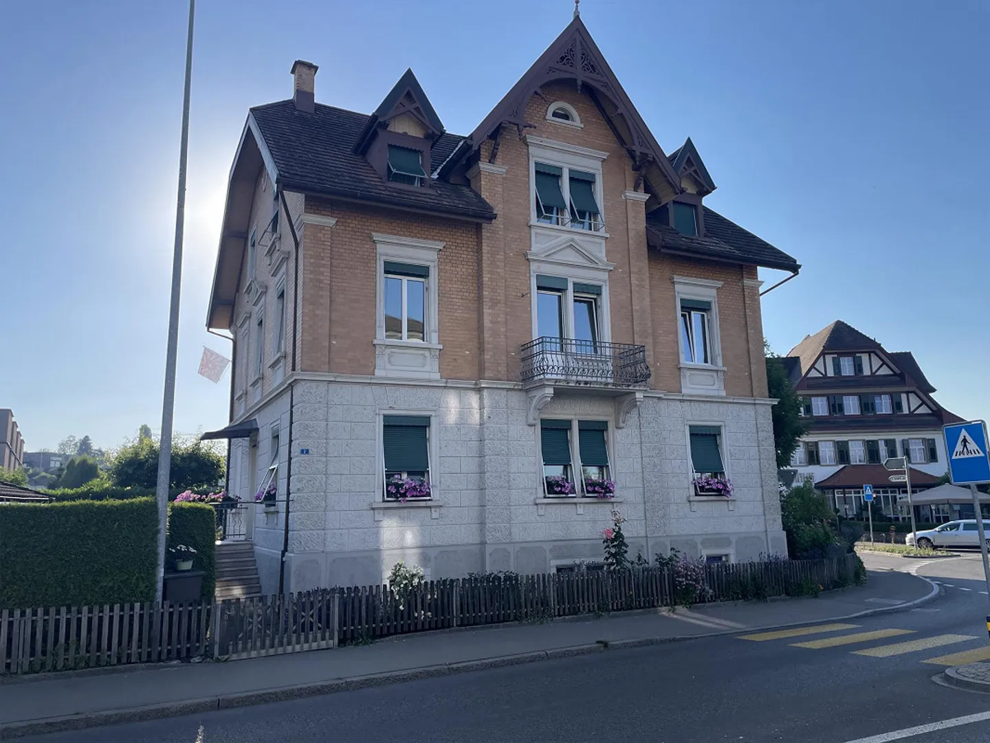 Appartement 4 pièces dans une maison de 3 familles - Photo 1 sur 13