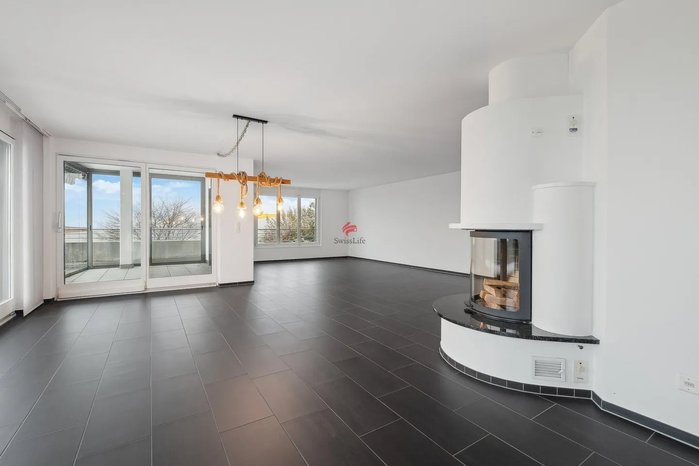 Appartamento in vendita - Foto 2 di 9