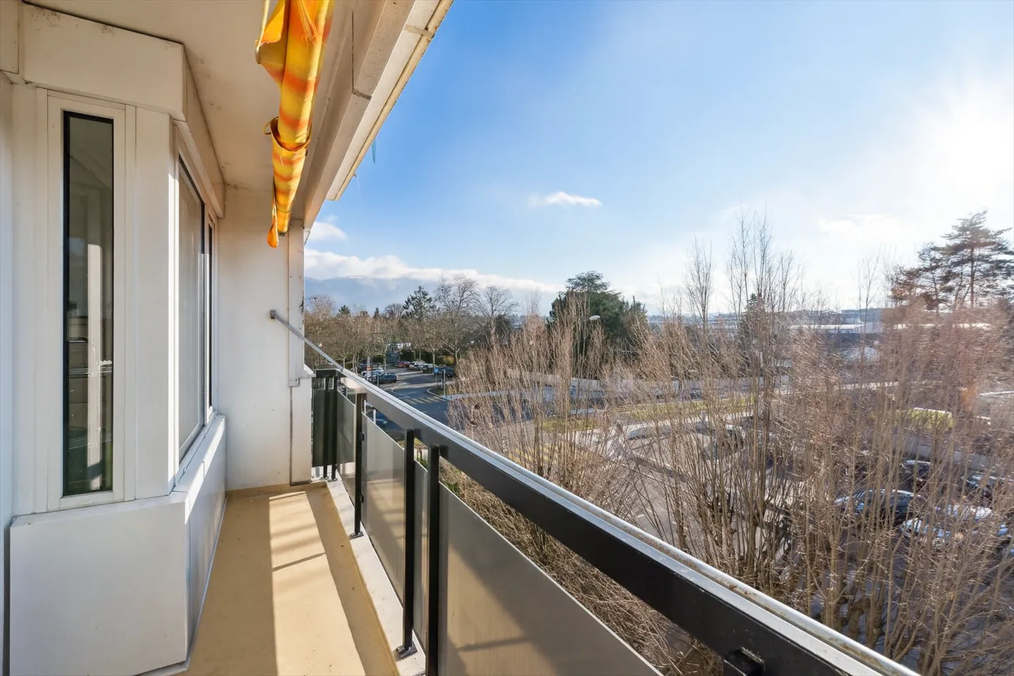 En exclusivité - Appartement traversant de 4 pièces avec balcon - Grand-Lancy - Photo 8 sur 9