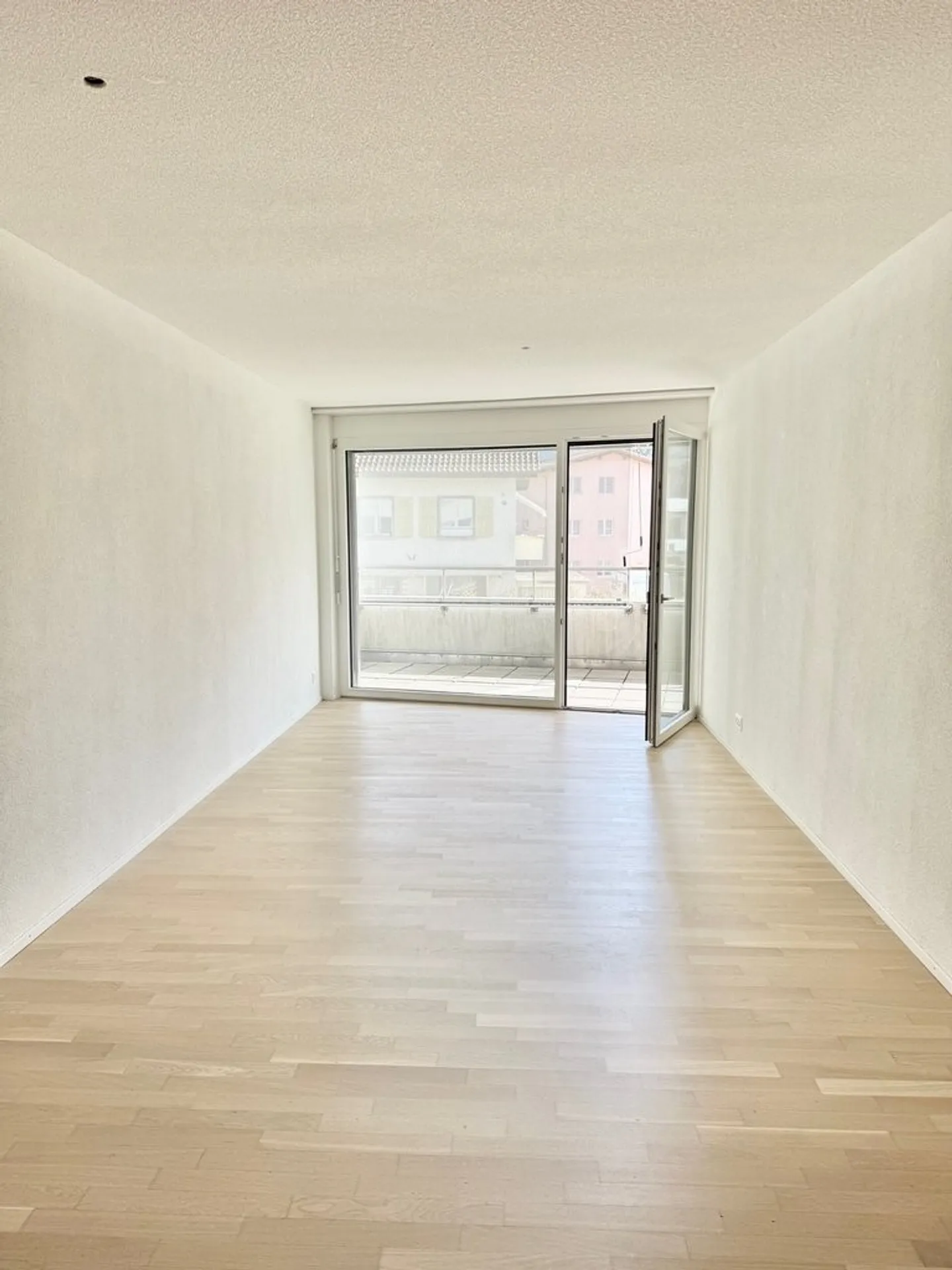 Appartamento 2.5 stanze - Foto 2 di 6