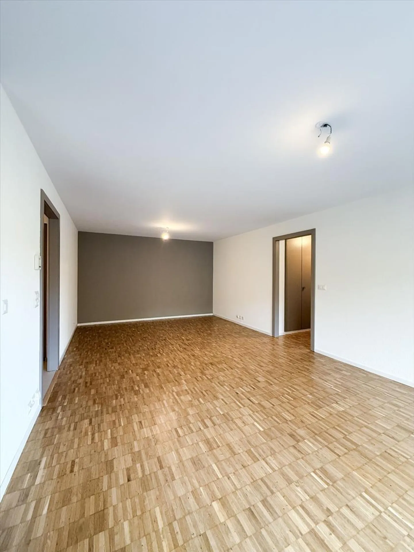 4.5 Room Apartment - Photo 5 of 12