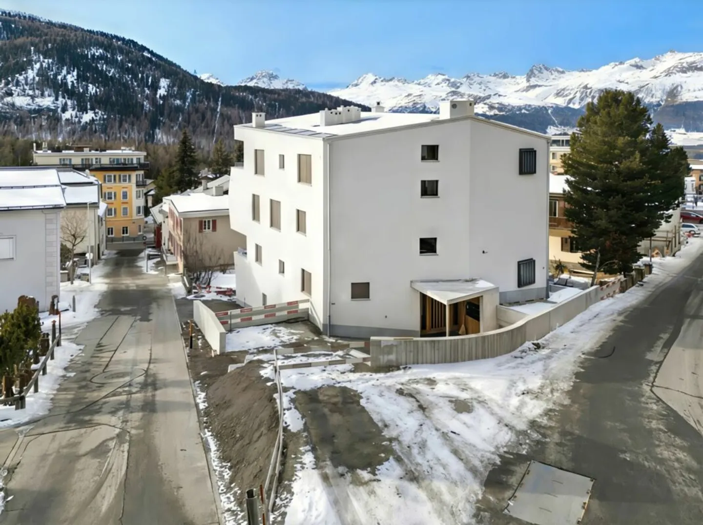 Apartment Suot Cruscheda No. 2 - Pontresina (Annual Rent) - Photo 33 of 35