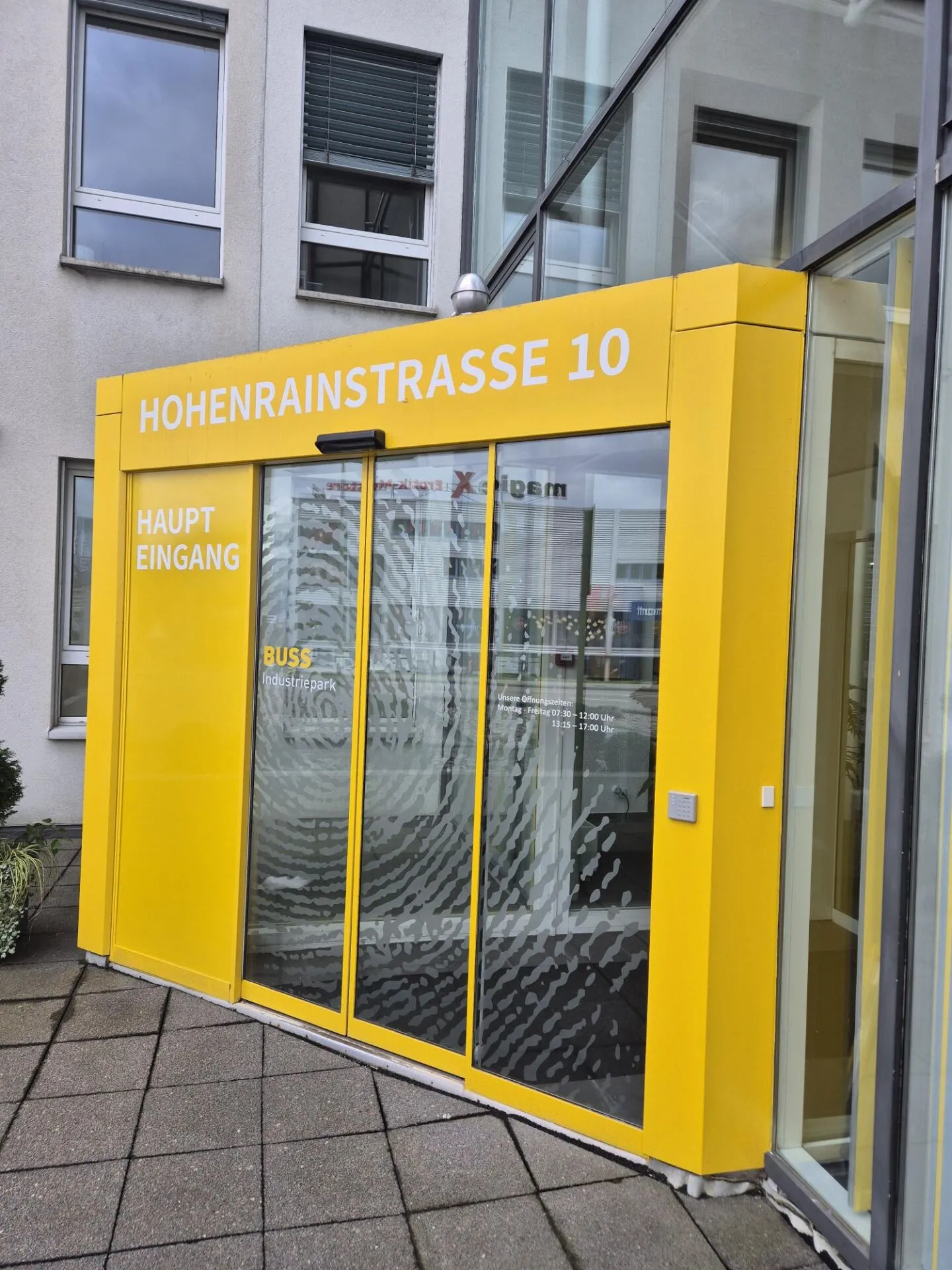 Ufficio doppio attraente nell'area Buss di Pratteln - Foto 2 di 5