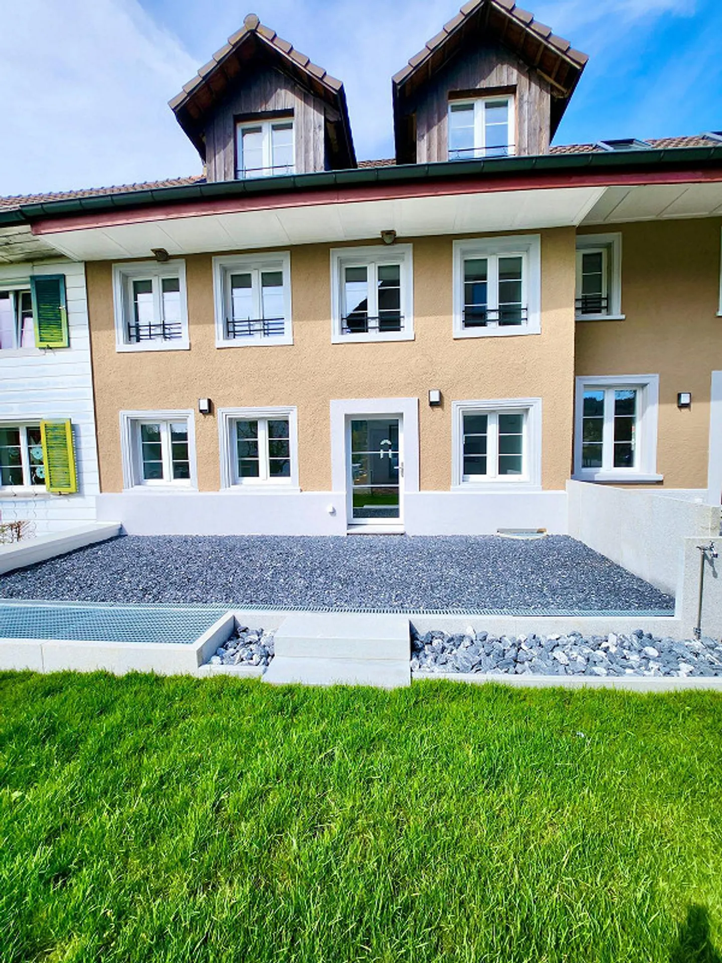 5.5 Room Semi-Detached House in the Center of Thundorf - Photo 2 of 19