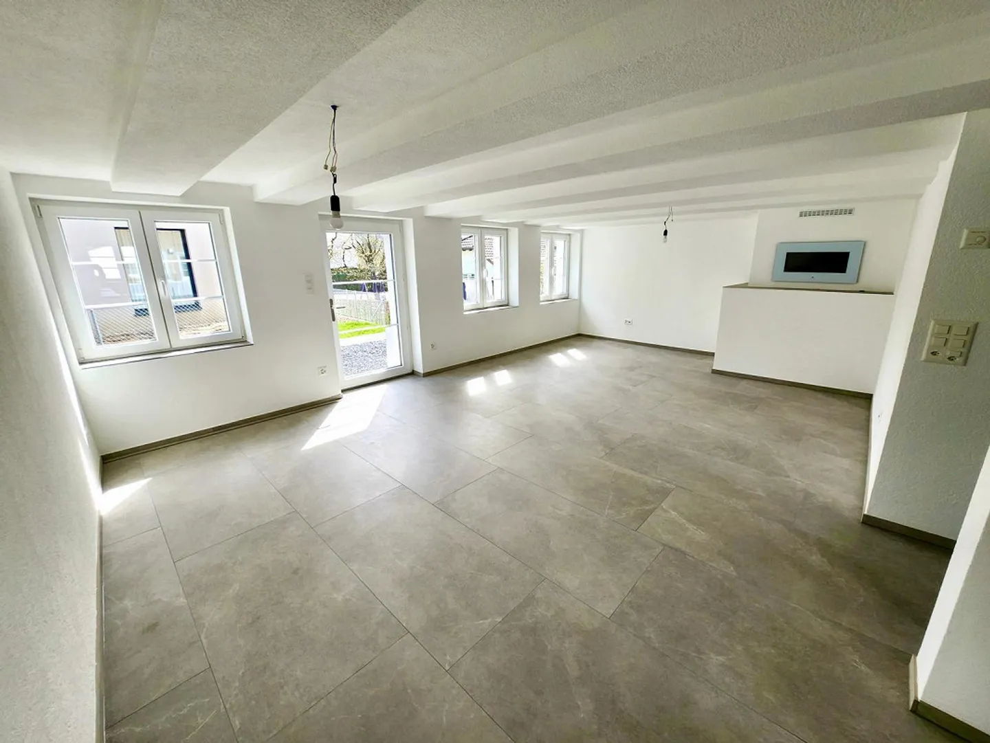 5.5 Room Semi-Detached House in the Center of Thundorf - Photo 3 of 19