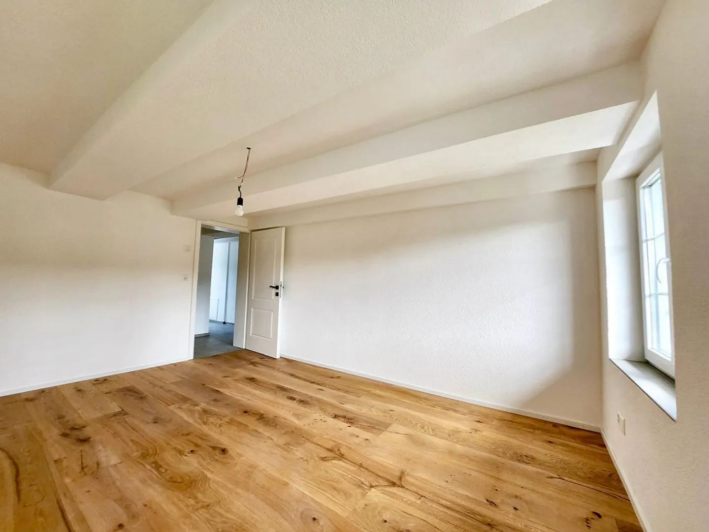 5.5 Room Semi-Detached House in the Center of Thundorf - Photo 12 of 19