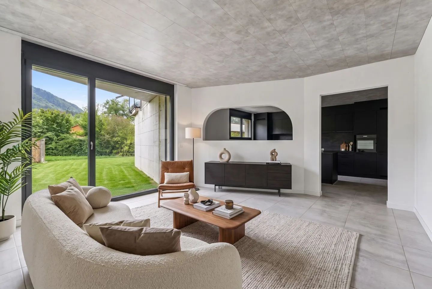 Une magnifique villa de style méditerranéen avec deux unités résidentielles. - Photo 14 sur 18
