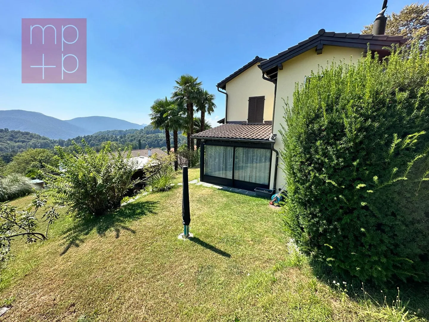 Casa unifamiliare - Novaggio - Foto 1 di 8