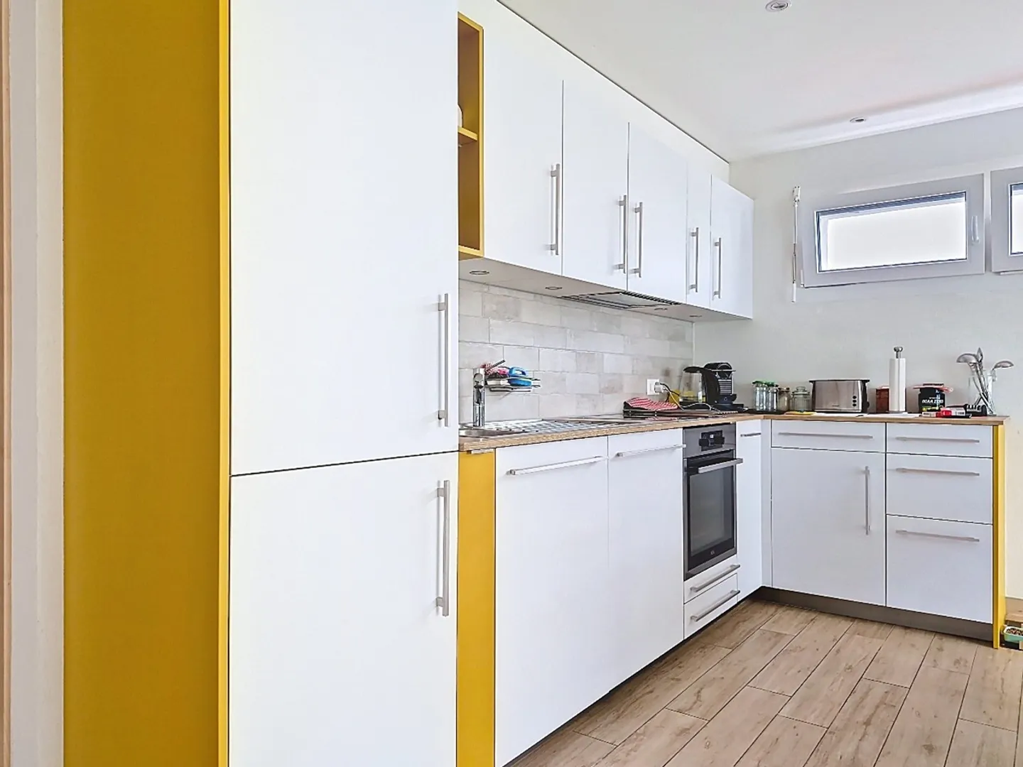 Sierre, appartamento 3,5 locali con terrazza di 23 m2 in un ambiente tranquillo - Foto 4 di 16