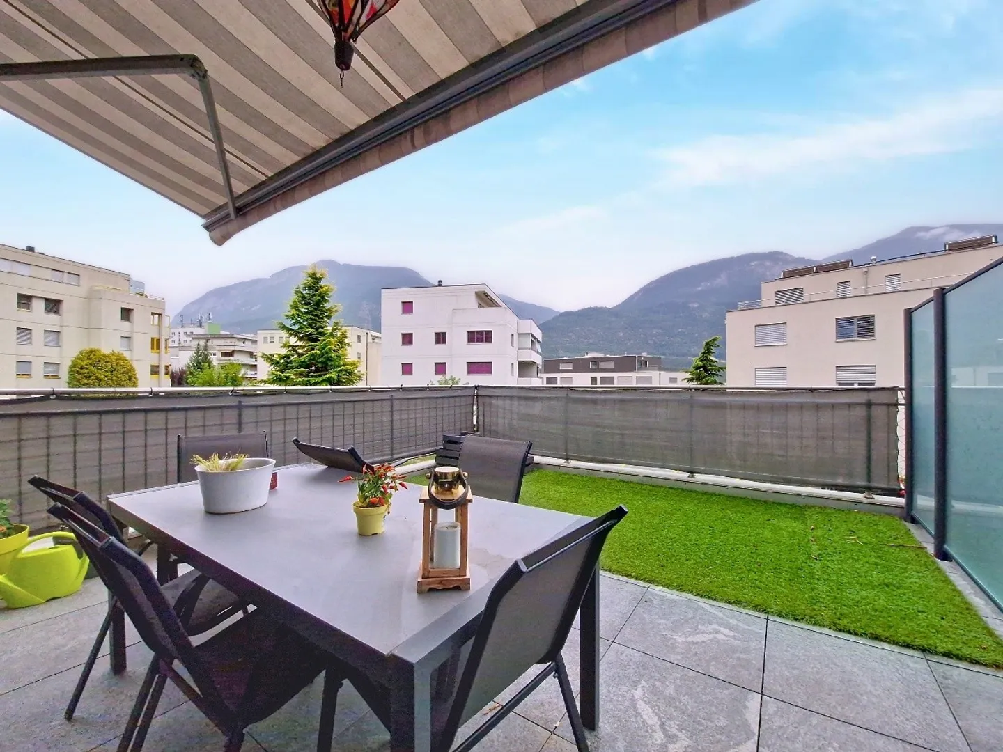 Sierre, appartamento 3,5 locali con terrazza di 23 m2 in un ambiente tranquillo - Foto 5 di 16