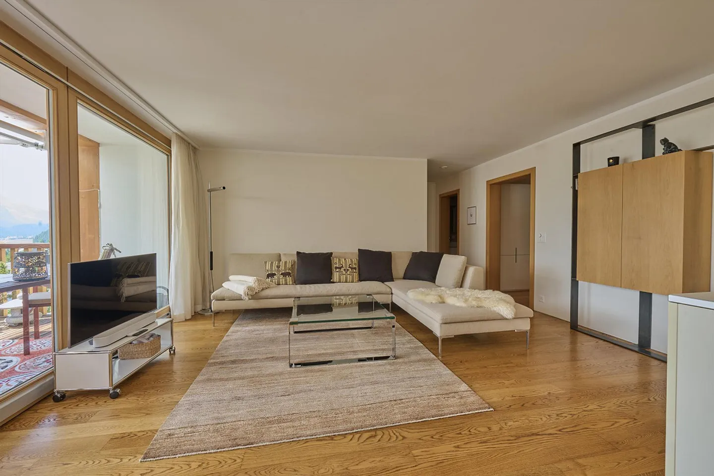 Stilvolle 3.5-Zimmer Wohnung in Samedan - Foto 3 von 13