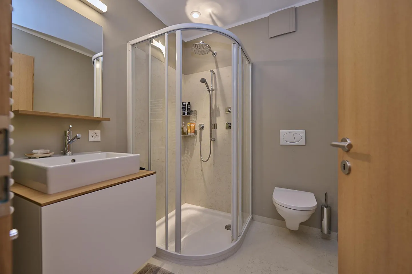 Stilvolle 3.5-Zimmer Wohnung in Samedan - Foto 6 von 13