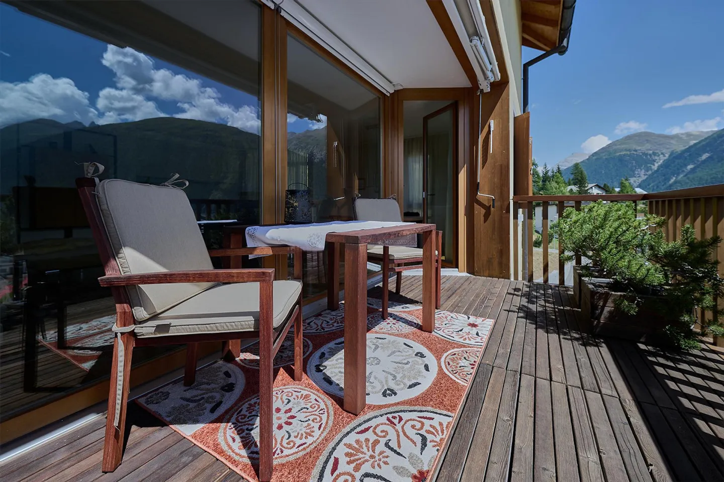 Stilvolle 3.5-Zimmer Wohnung in Samedan - Foto 10 von 13