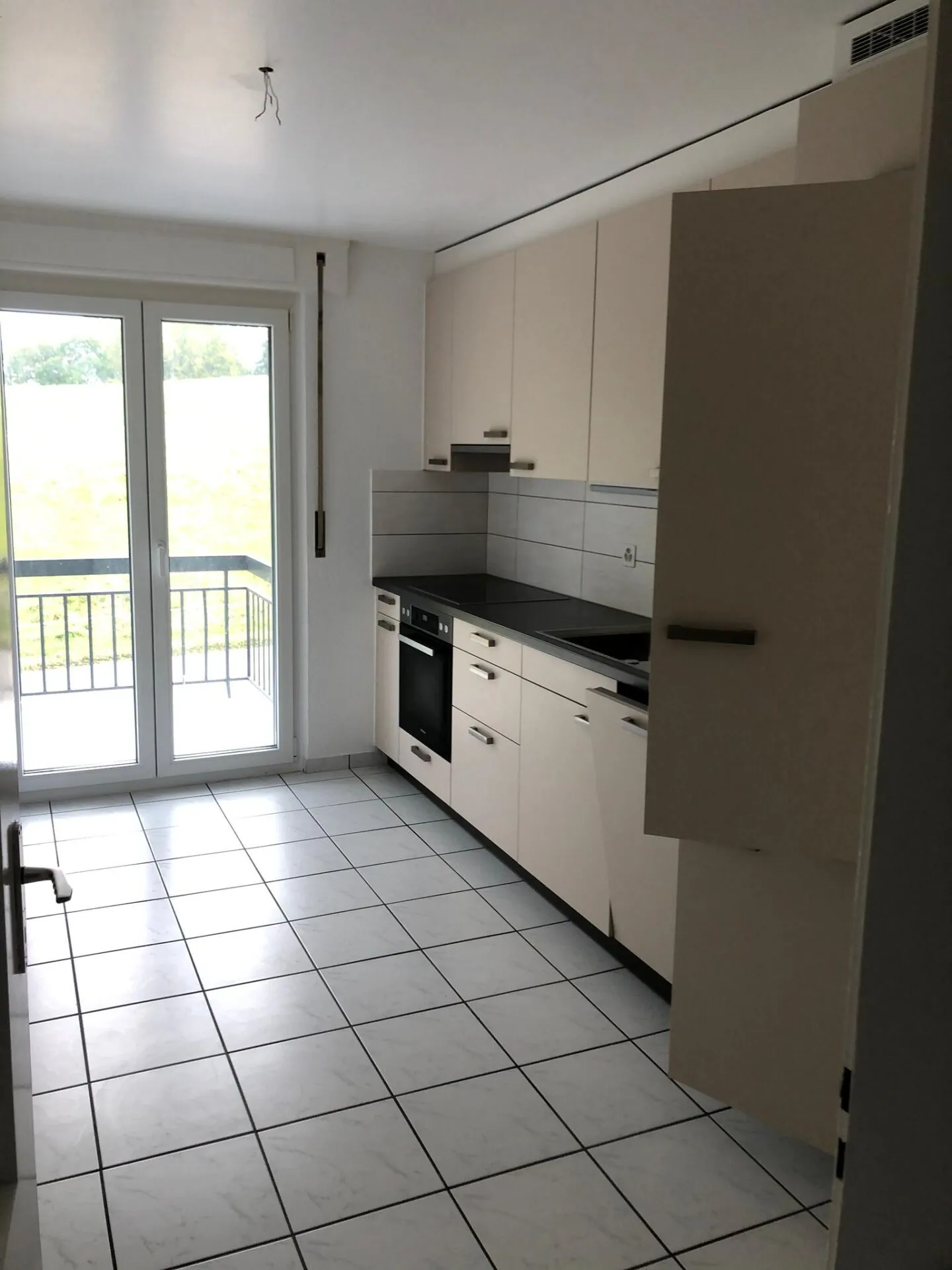 Großzügiger Komfort im 1. Stock in Villaraboud - Foto 4 von 9