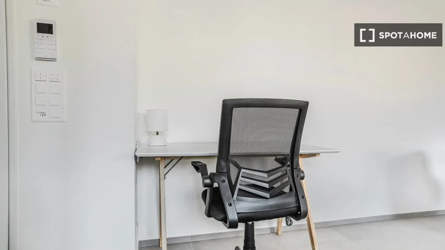 Appartamento in affitto - Foto 2 di 17