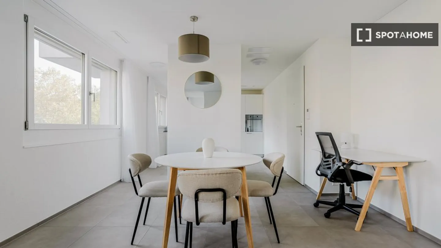 Appartamento in affitto - Foto 3 di 17