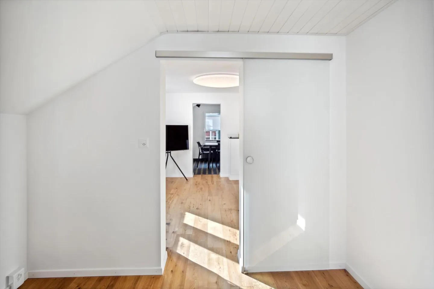 Au cœur de Zurich - Appartement de 2½ pièces cherche un nouveau résident - Photo 5 sur 13