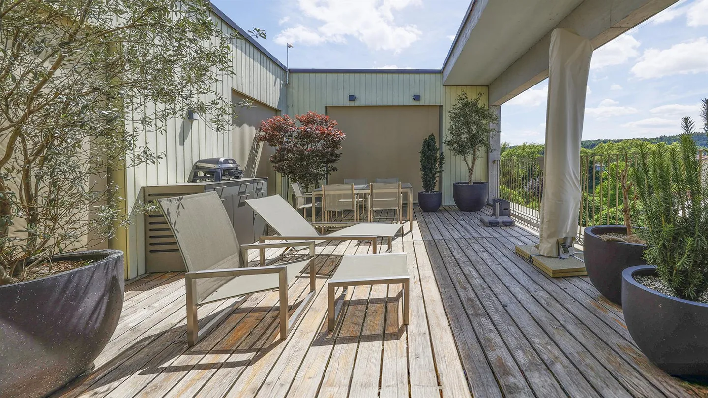 Appartement loft luxueux de 4,5 pièces à louer à Windisch - Photo 17 sur 23