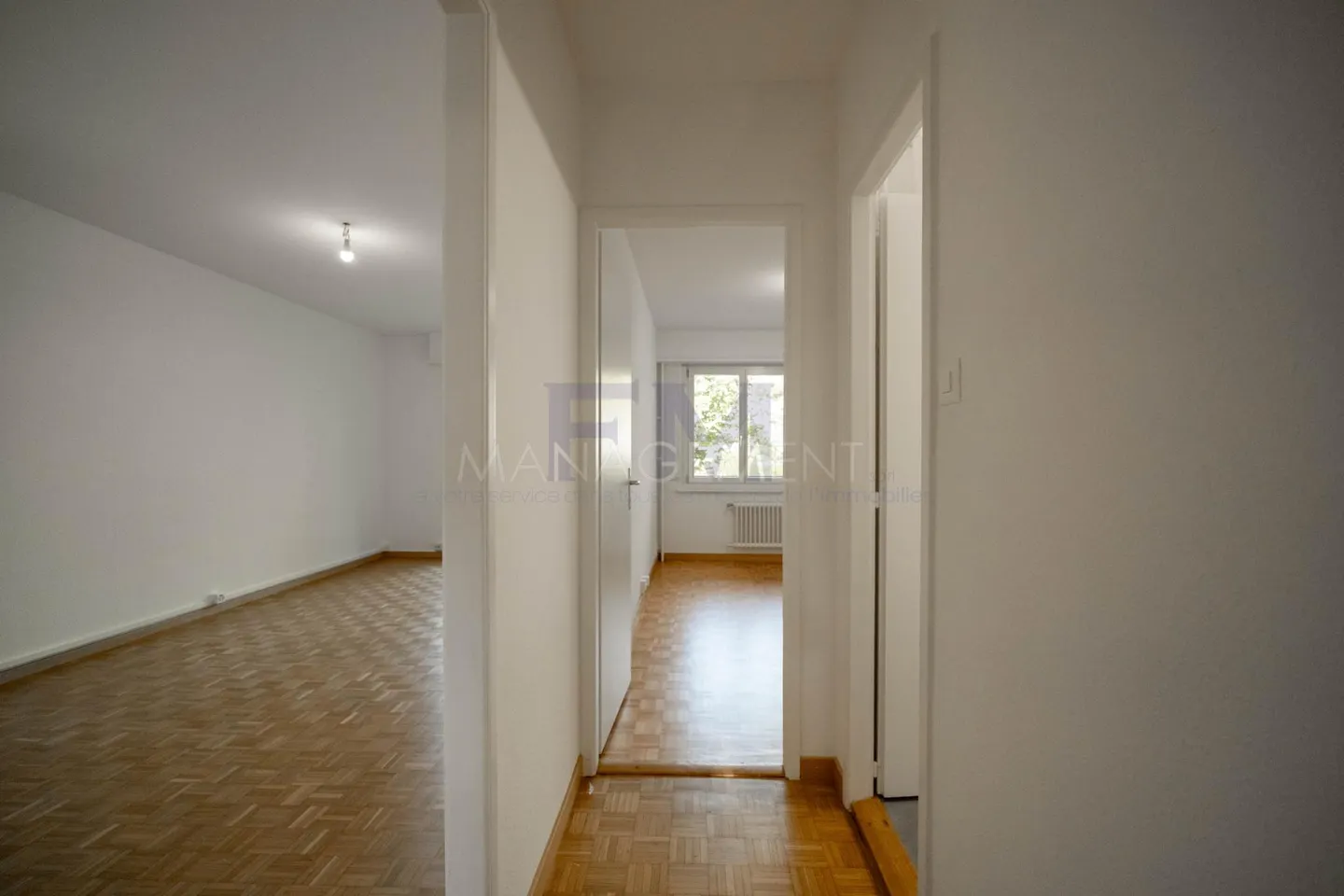 Avenue Théodore-Vernes ? 4.5 rooms of approx. 66 m² on the 1st floor - Photo 9 of 17