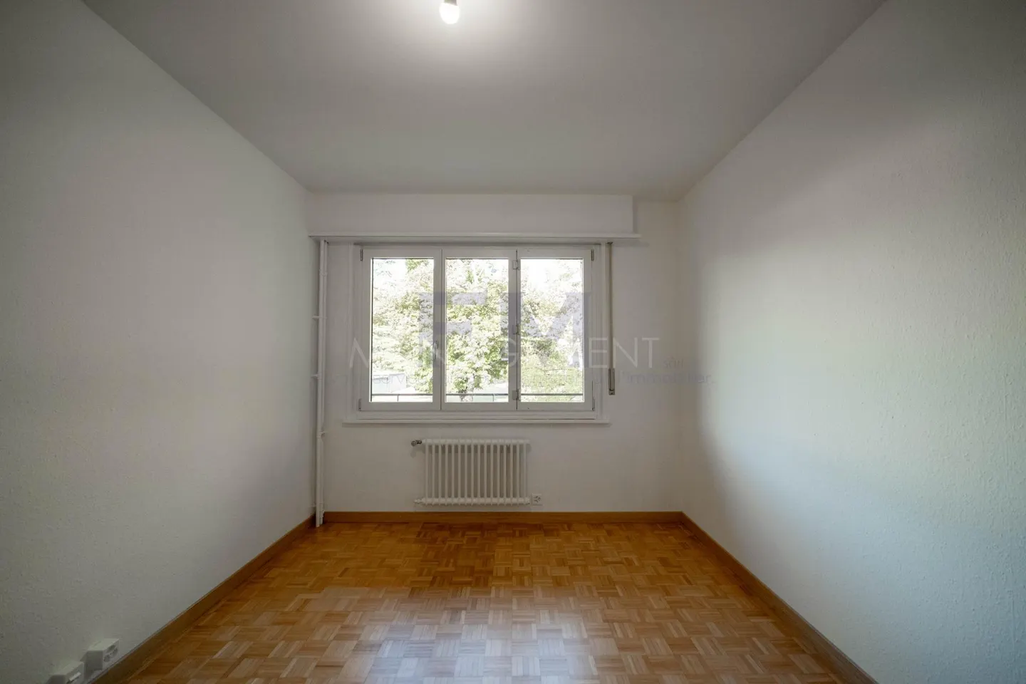 Avenue Théodore-Vernes ? 4.5 rooms of approx. 66 m² on the 1st floor - Photo 6 of 17