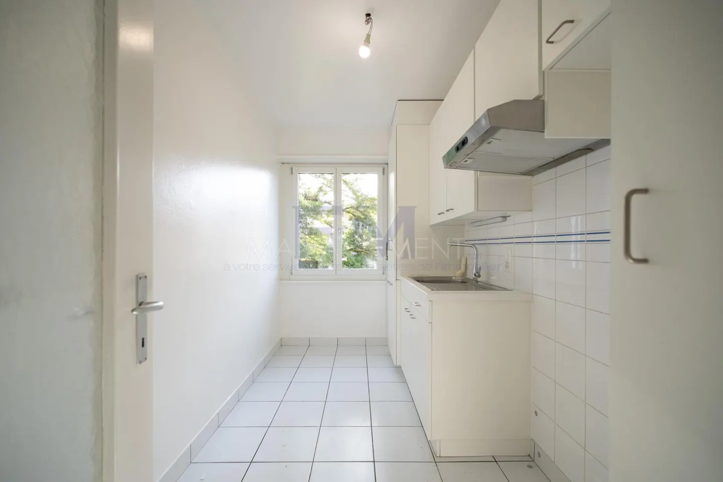 Avenue Théodore-Vernes ? 4.5 rooms of approx. 66 m² on the 1st floor - Photo 12 of 17