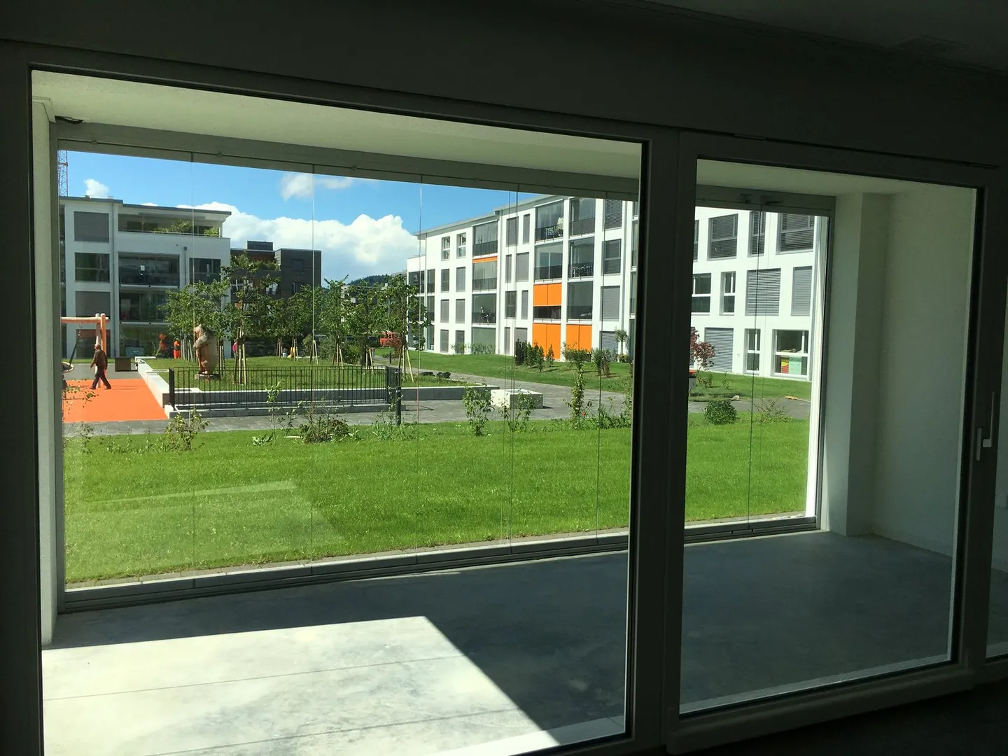 Modern 3.5-room apartment on the ground floor - Photo 8 of 8