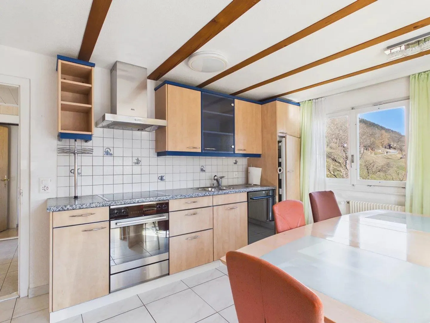 Spacious residential house with sunny garden above Naters - Photo 6 of 13