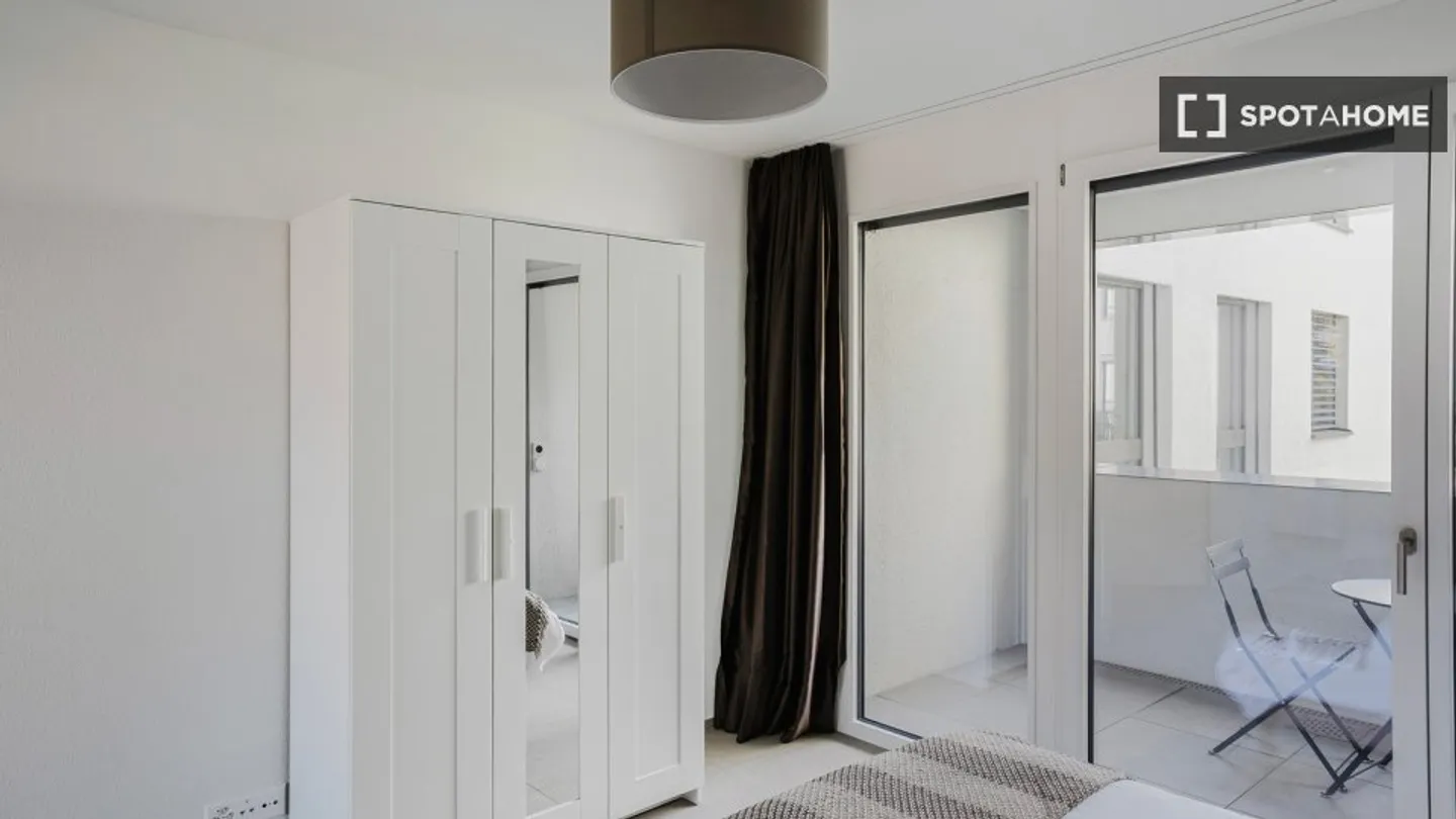 Appartamento in affitto - Foto 8 di 17