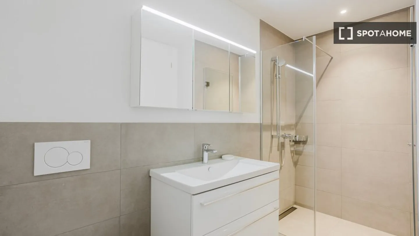 Appartamento in affitto - Foto 12 di 17