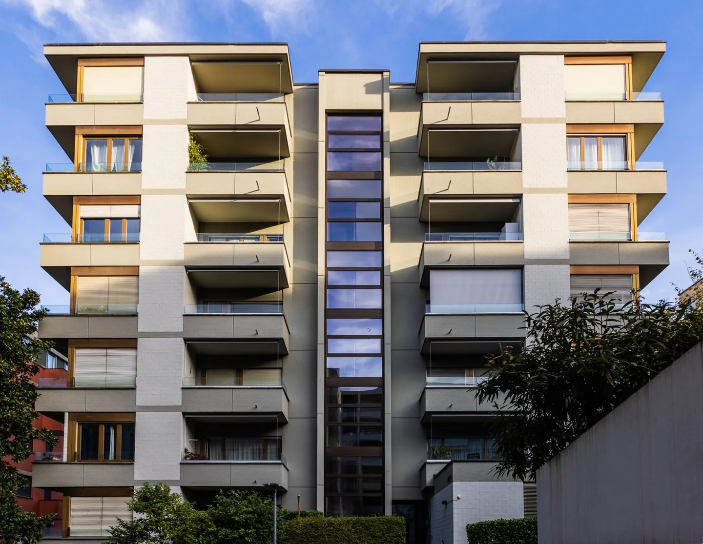 Appartement magnifiquement rénové avec jardin privé - Photo 2 sur 3
