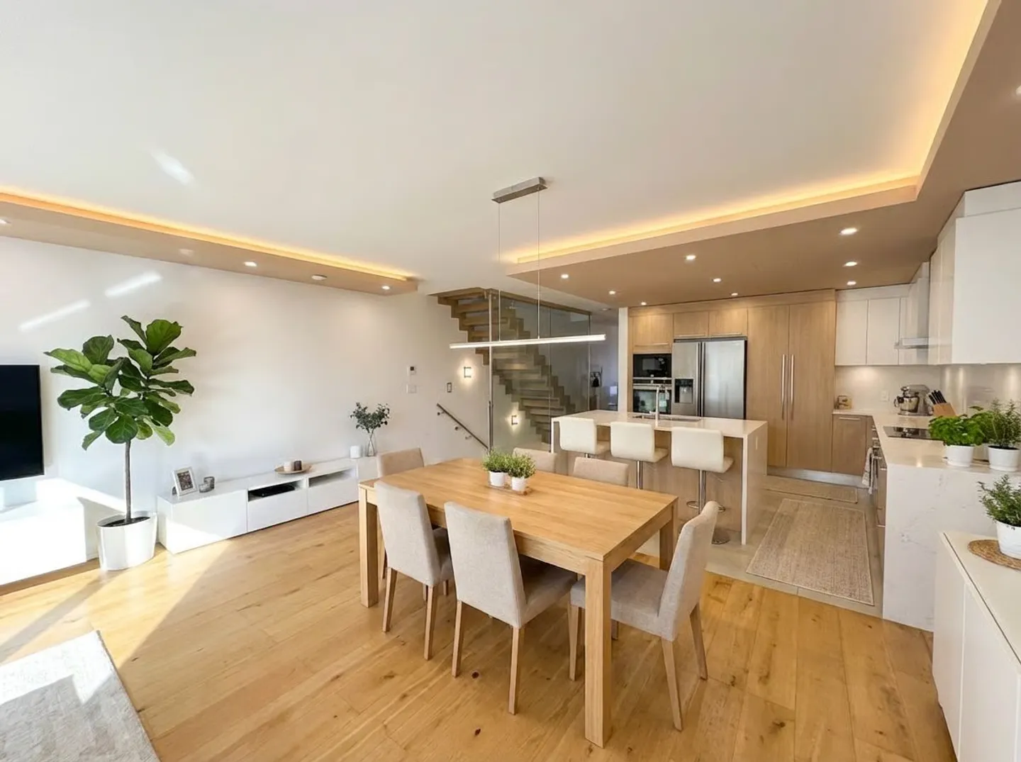Dreistöckiges Apartment mit eigenem Studio - 6 Minuten von Morges entfernt - Foto 3 di 7
