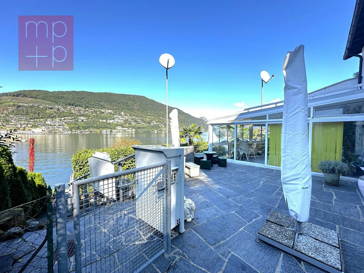 Villa - Brusino Arsizio - Foto 1 von 8