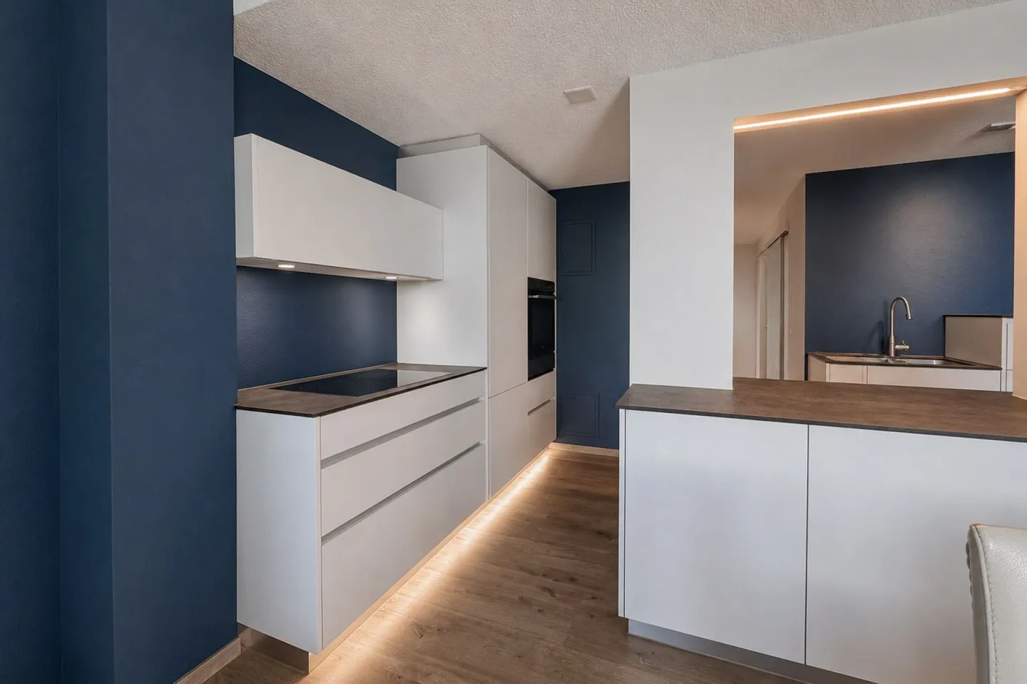 Vivre sous le toit - avec chaleur, style et vue - Photo 2 sur 13