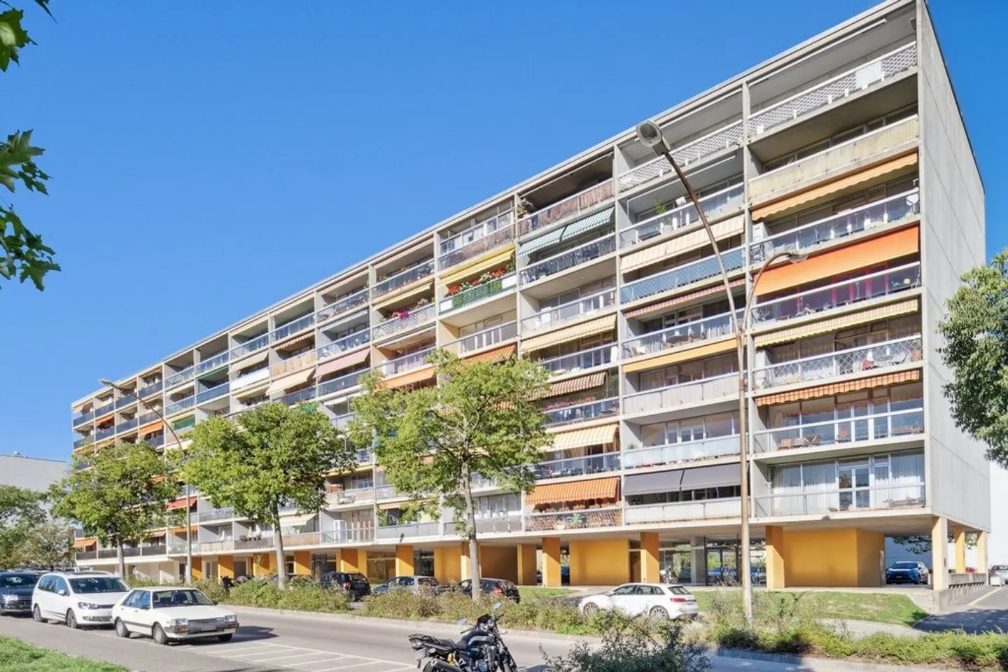 Parking space two steps from the Meyrin-Gravière Tram stop - Photo 1 of 1