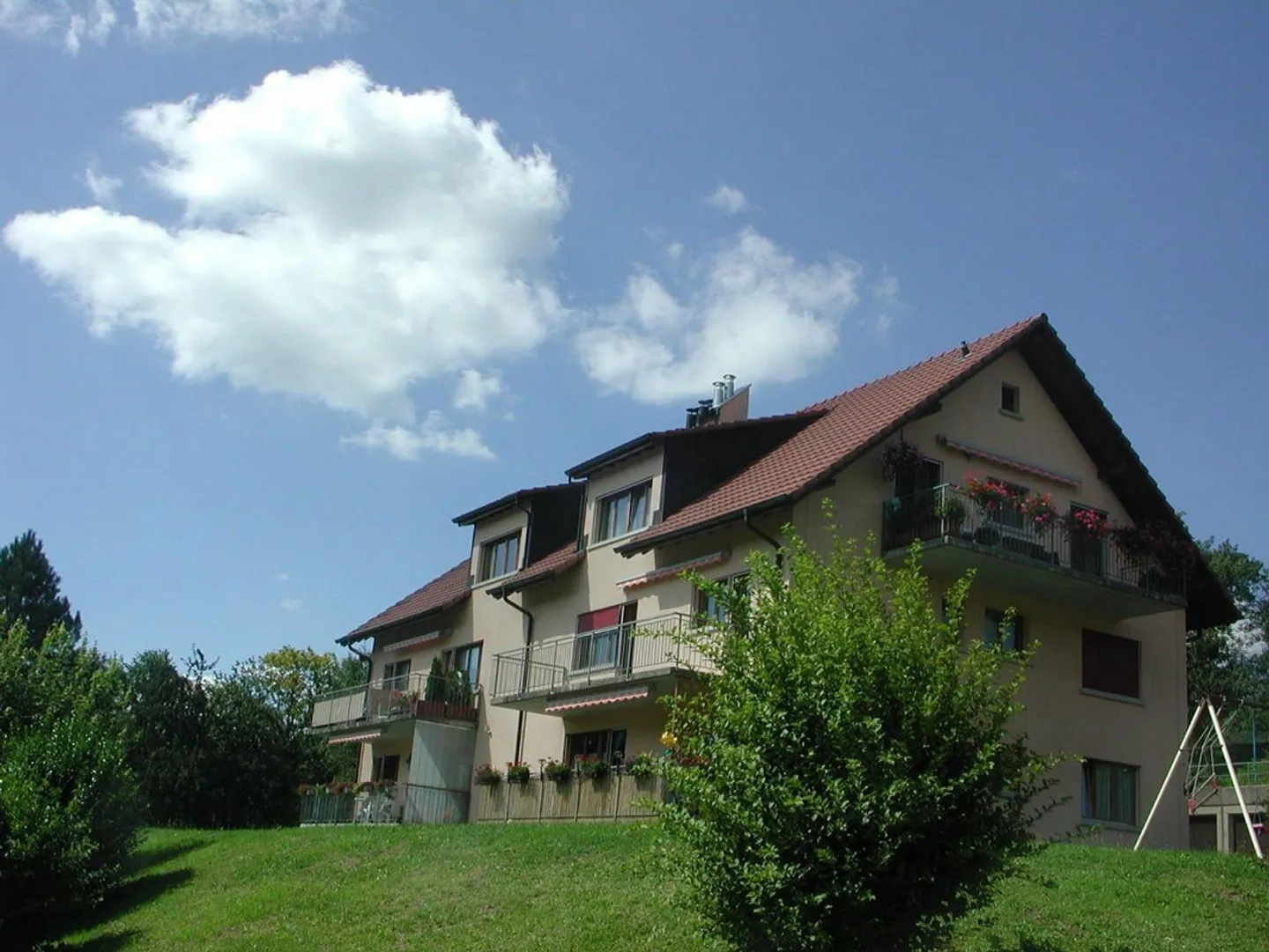 Charmant appartement de 3.5 pces - Photo 1 sur 2