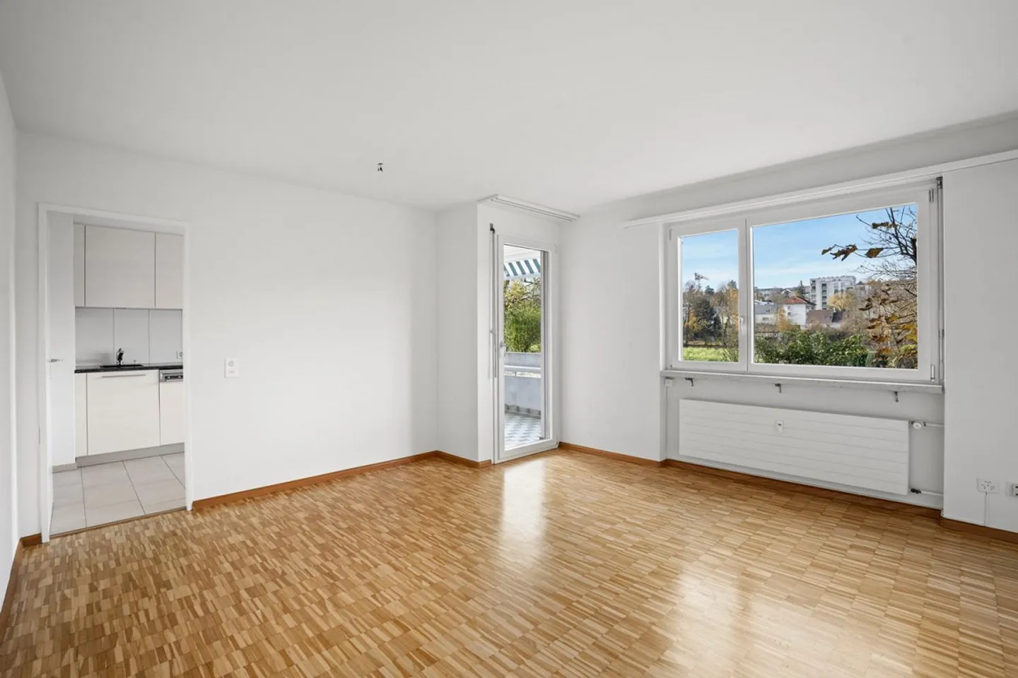 Renovierte 2-Zimmerwohnung mit Balkon an zentraler Lage - Photo 7 of 12