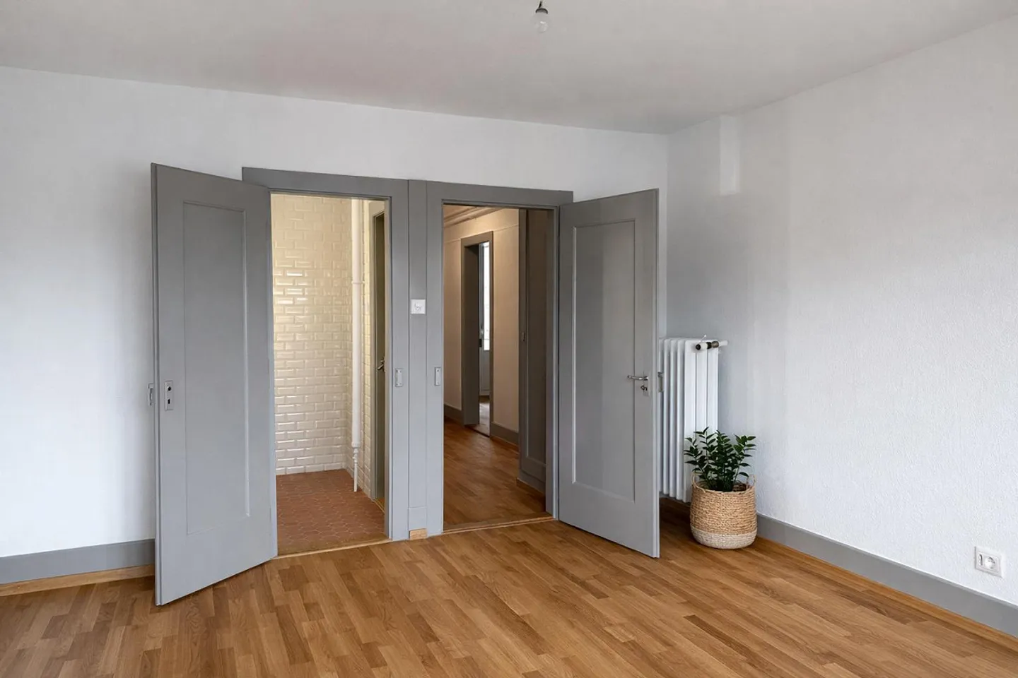 95 m² classic living feeling – spacious, completely renovated, bright & quiet - Photo 8 of 15